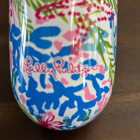 Lilly Pulitzer Flute Tumbler - Picture 2 of 5
